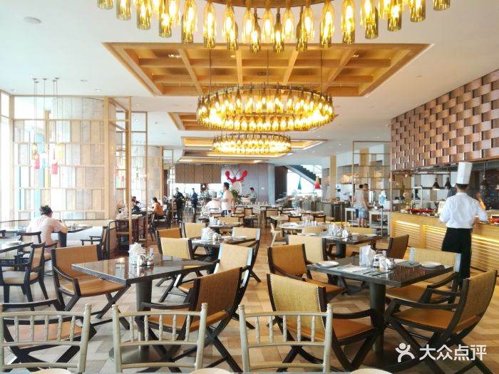 三迪希尔顿酒店·欢厨全日餐厅图片