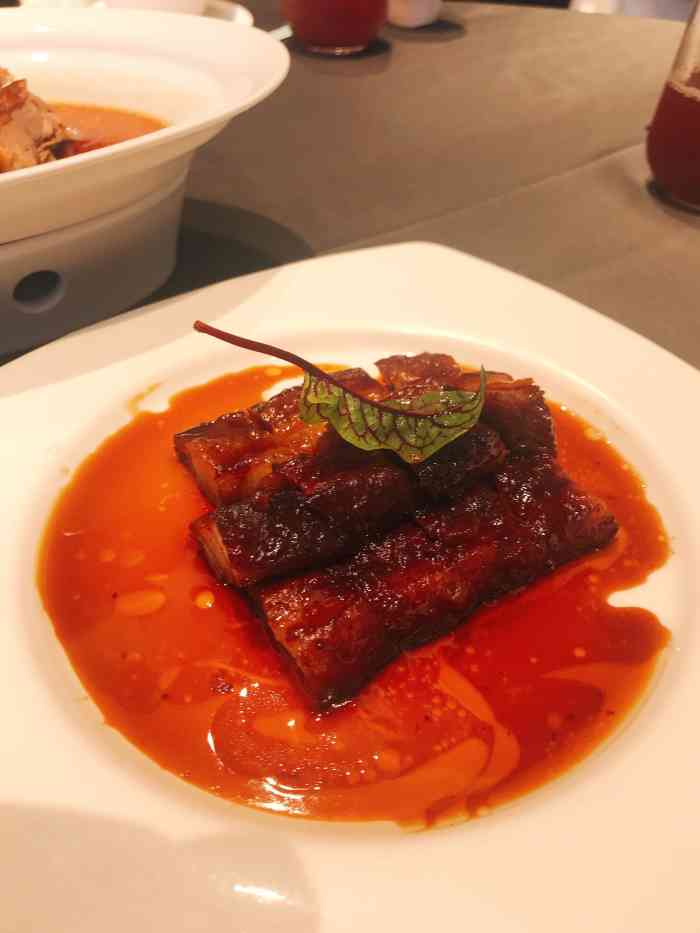 铂悦酒家(印象城店"一直跟老婆去的,家里请客吃饭也选这里,挺.