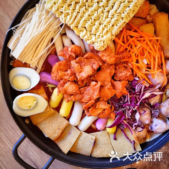 烤鸡肉年糕火锅