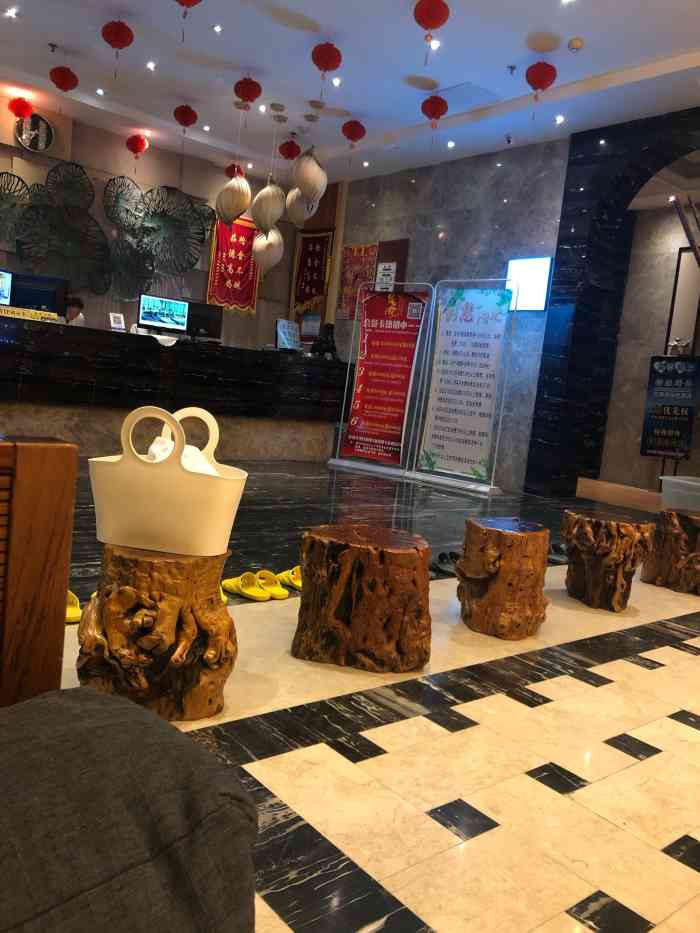 金色阳光温泉汗蒸养生会馆-"真心不错,第一次去,环境