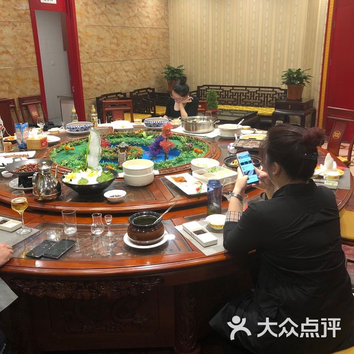 万荣烤鸭店