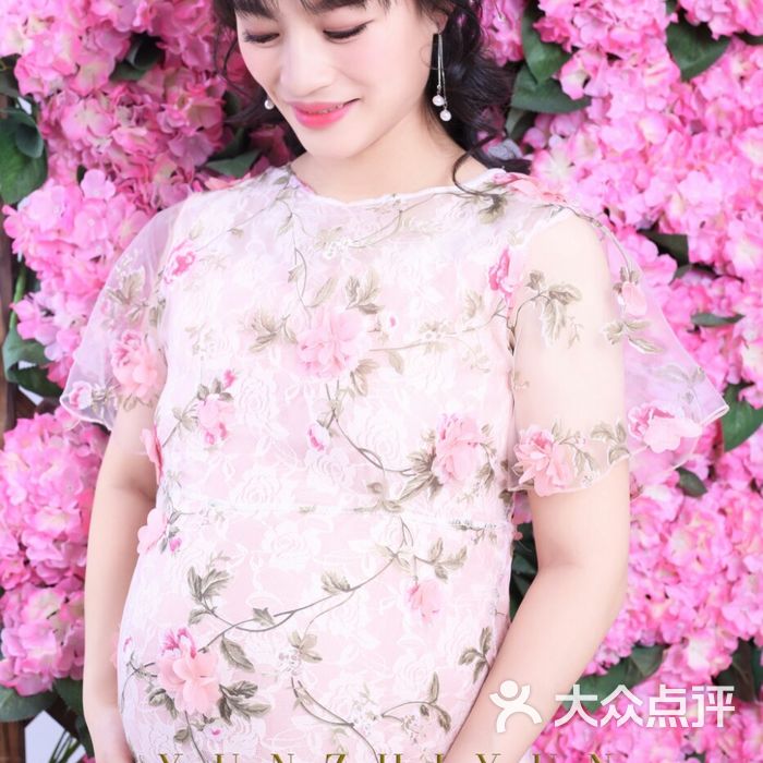 孕之韵专业孕妇摄影工作室