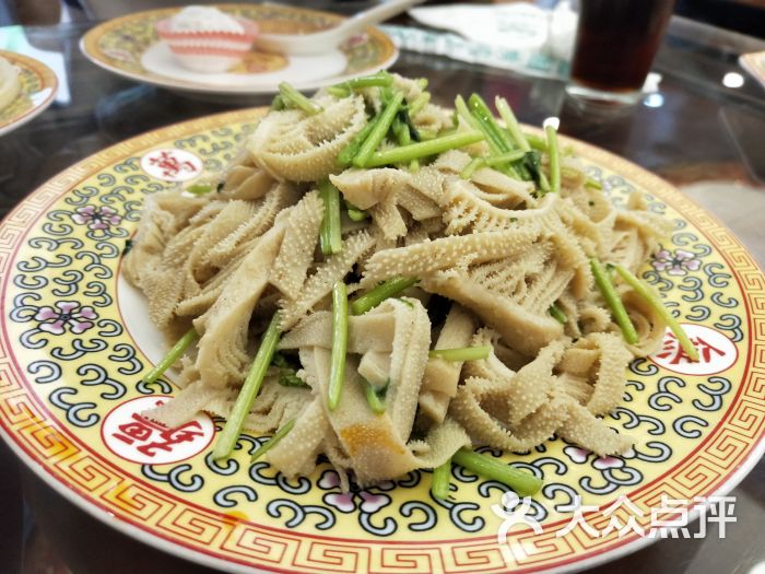 聚德华天烤肉季(什刹海总店)芫爆散丹图片 - 第1张