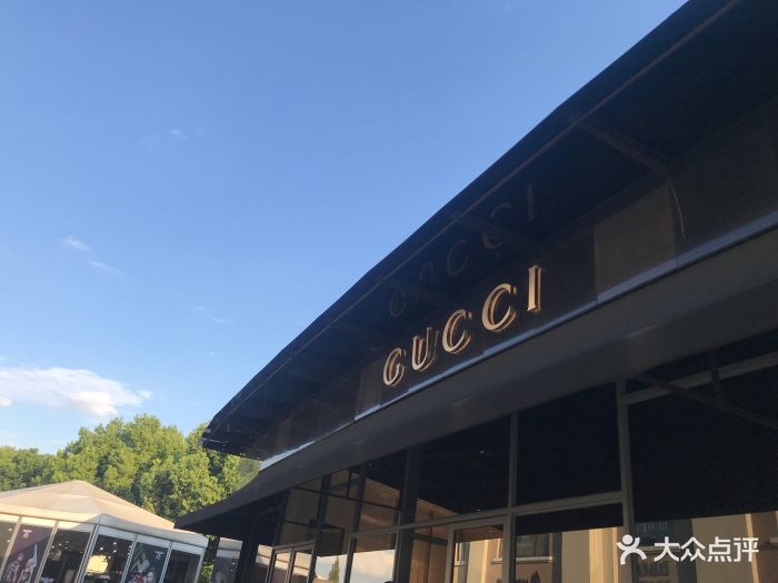 gucci(百联奥莱店)图片