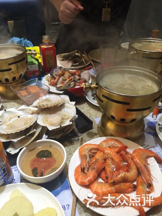 皇冠海鲜火锅自助晚餐_339海鲜自助火锅图片_海鲜火锅自助(2)