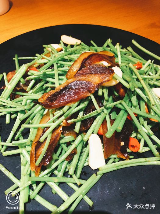 [环境]只能用清雅脱俗来形容了。环境确实好.