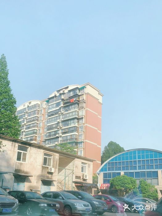 武汉科技大学(青山校区)图片