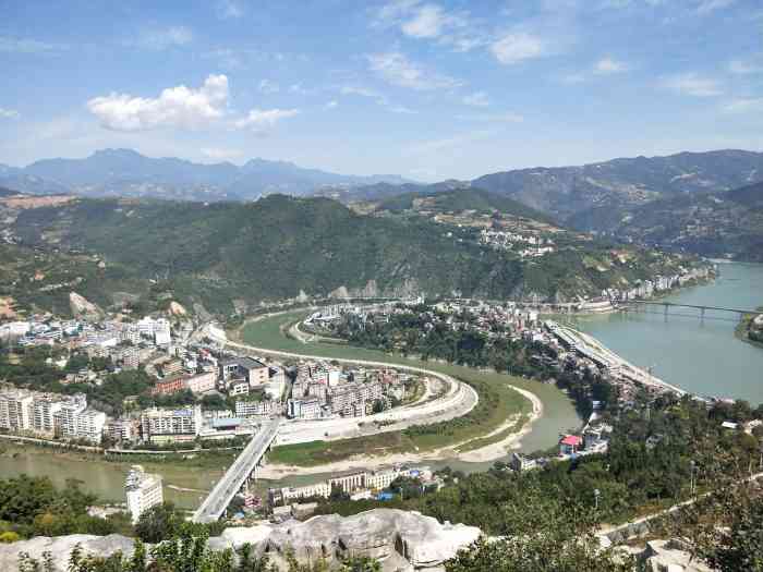 八卦山自然风景区"八卦山自然风景区位于旬阳县关口镇境内,由.