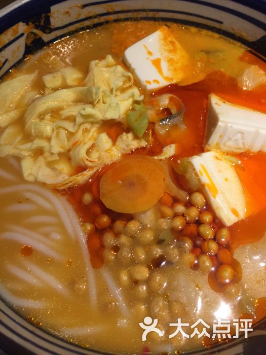 泡菜鱼豆花米线