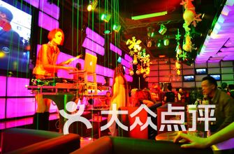 重庆酒吧排名_重庆辰色酒吧