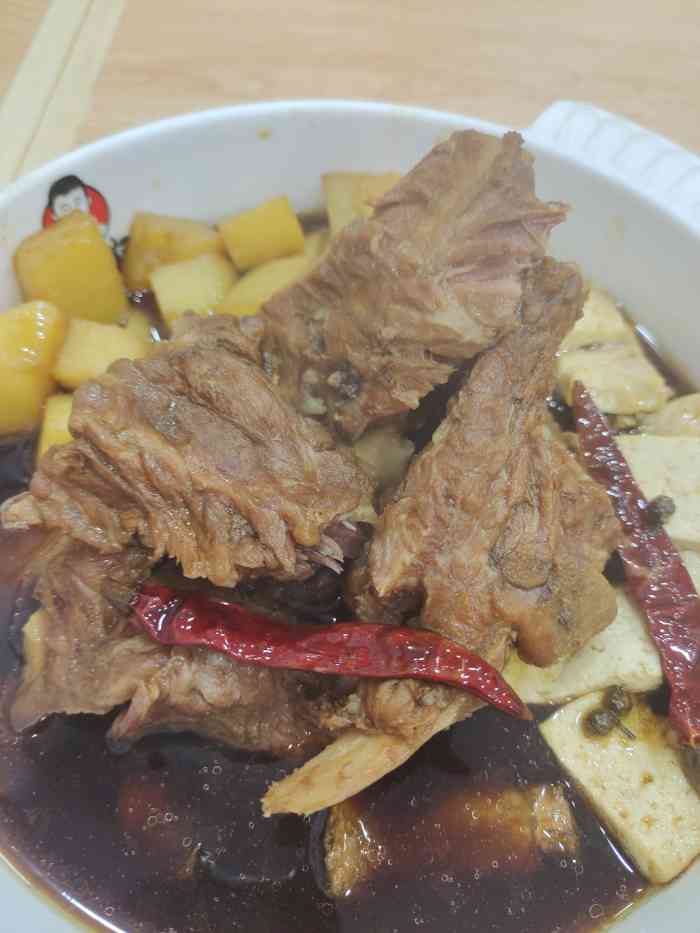 客如友辣骨饭(高新店)-"秒杀的劵单人餐十块钱,两块排骨有土豆油菜.