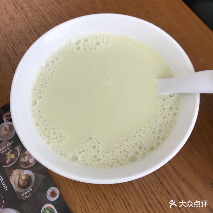 村外有星光小食铺(长嘉汇店)现磨青黄豆豆浆图片