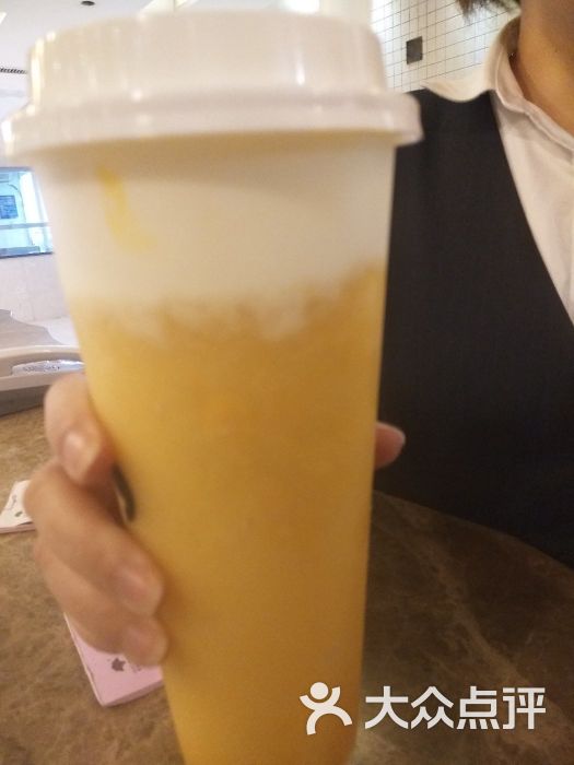喜茶(来福士中心店)芝芝芒芒图片 - 第1张