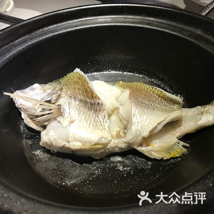 海月百味馆 油盐焗白立鱼