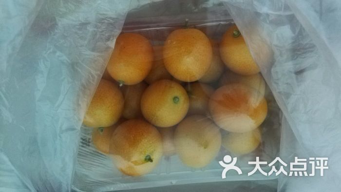 百果园:经常到百果园买水果,这家在崂山.上海购