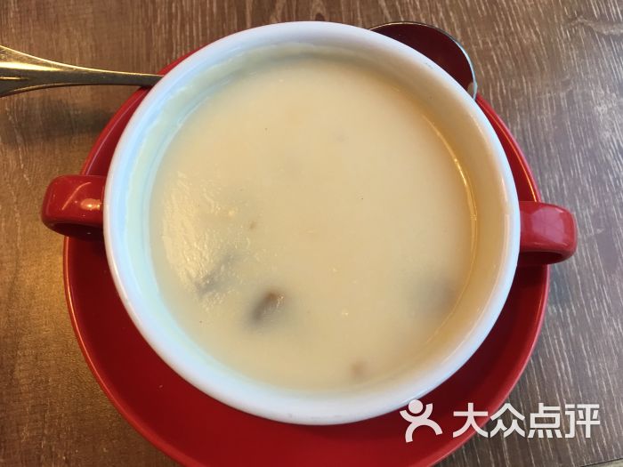 必胜客(马家堡店)鸡蓉蘑菇汤图片 - 第1张