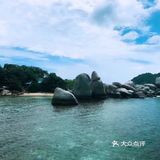 海天一色苏梅岛上海滩众多处处水清沙白景致迷人