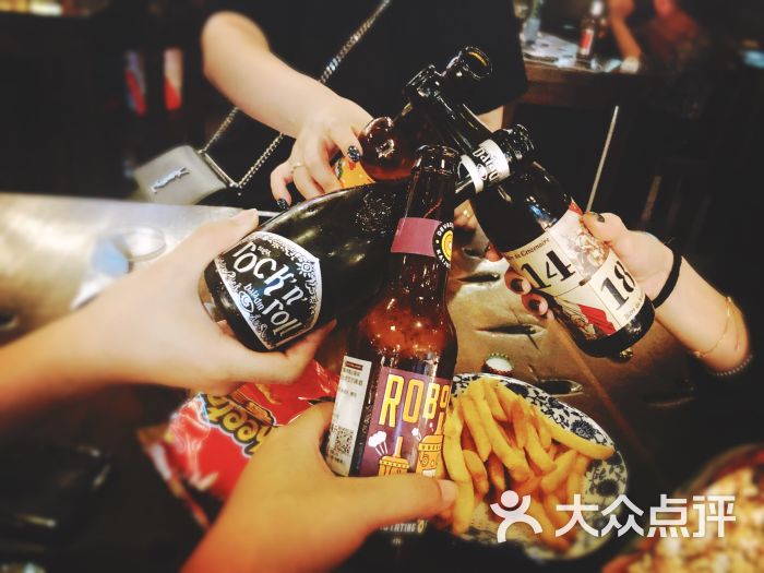 啤酒阿姨-图片-上海休闲娱乐-大众点评网