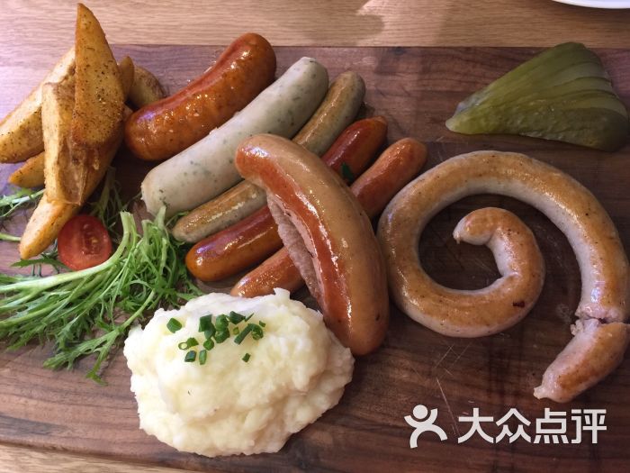 香肠拼盘