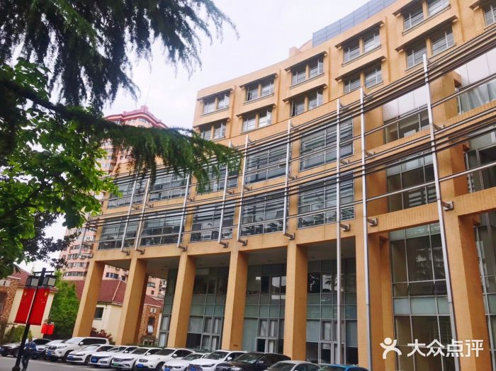 上海交通大学(长宁校区)图片