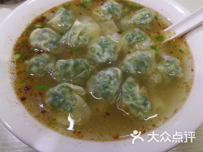 荠菜小馄饨