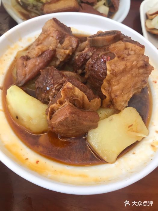 香辣牛排土豆