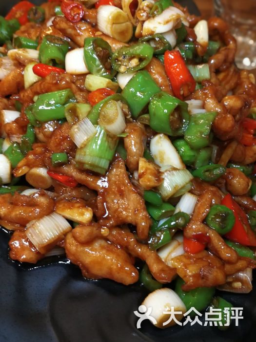 辣椒炒肉筋