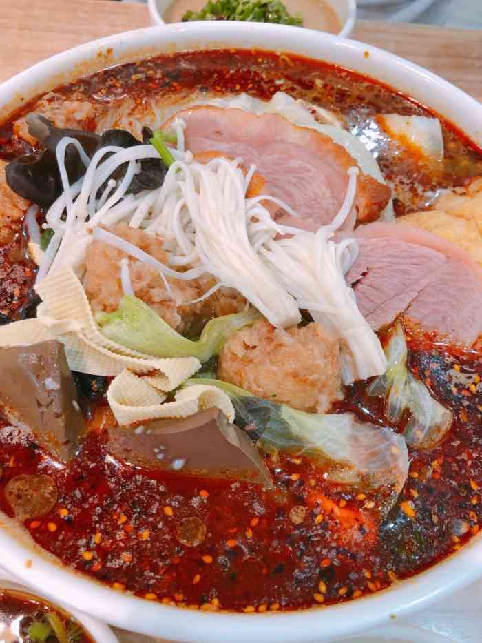徐夫人四川麻辣烫(瑞航广场店"小伙伴们都说这家好吃,就来试试,毕竟