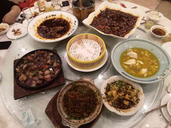 凉水井.家宴-"来双流体育场看演唱会,在附近搜到了这.
