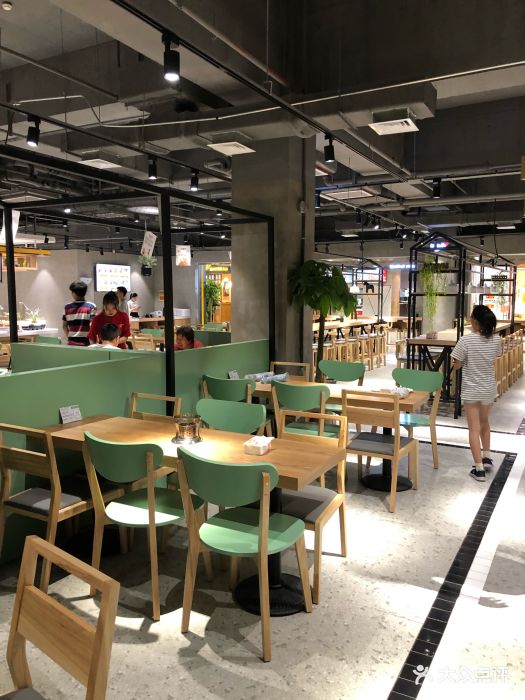 新能量全智能精品自助餐厅