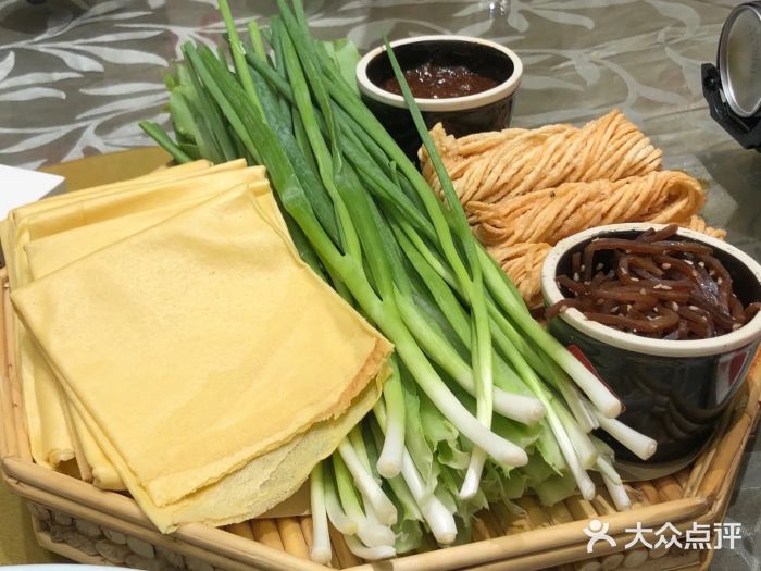 孙大厨鸽子馆(三元店-农家煎饼卷馓子-菜-农家煎饼卷馓子图片-石家庄