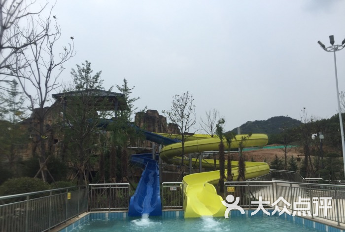 藏马山丹溪水上乐园