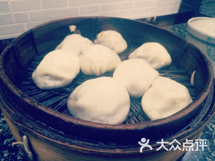 绉纱汤包