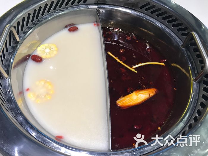 小糖人欢乐火锅(未来城店)牛油鸳鸯锅(大)图片 - 第3张