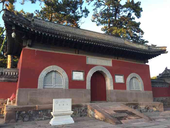 殊像寺-"殊像寺是承德避暑山庄外八庙之一,建于清乾."-大众点评移动版