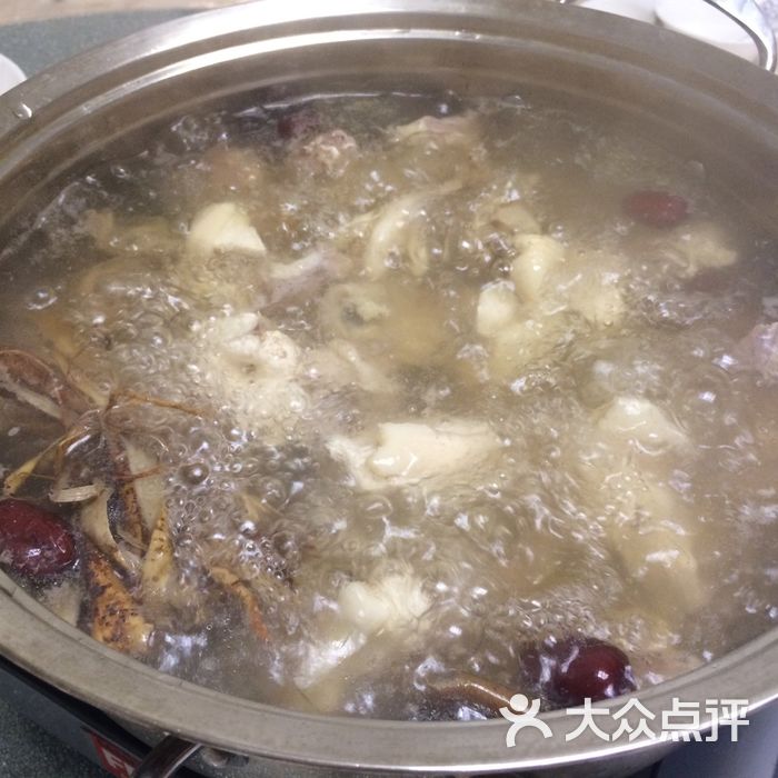 瑶寨人五指毛桃鸡