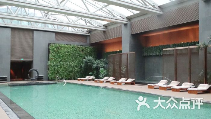 北京瑰丽酒店游泳池图片 第15张