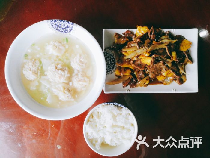 长春中医药大学一食堂图片 - 第1张