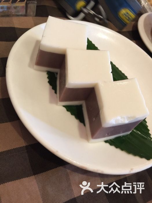 鲜奶红豆糕