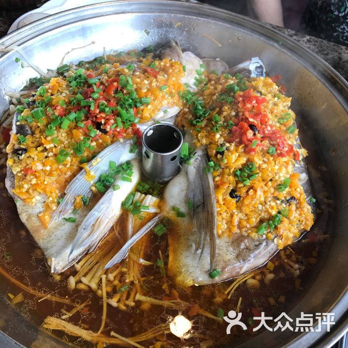 湖南味事时尚怀旧餐厅(盛世莲花广场店)桑拿鱼头王图片 第226张