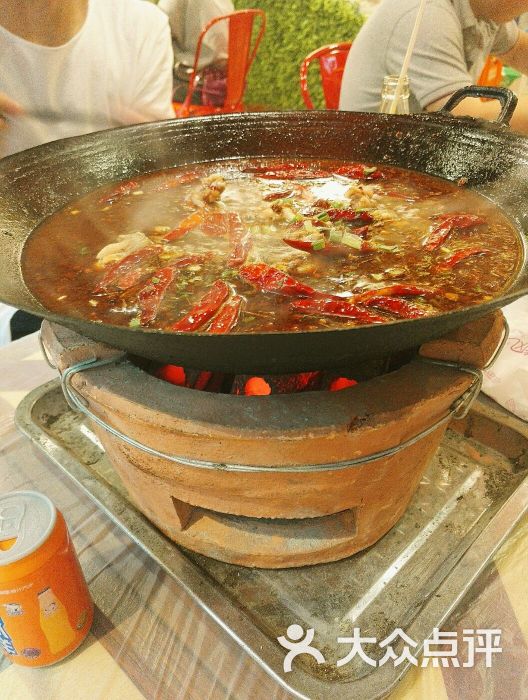 大学士吊锅串串·椒点蛙炉火锅(学士街总店)牛蛙锅图片 第474张