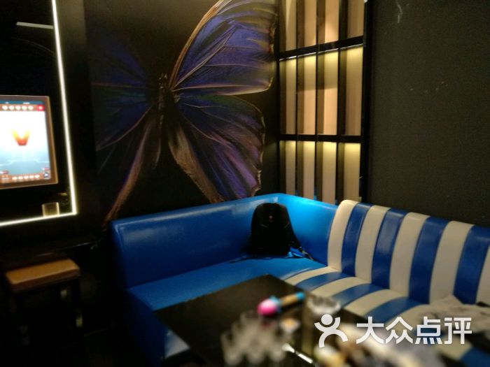 v-show主题ktv(高新店)图片 第5张