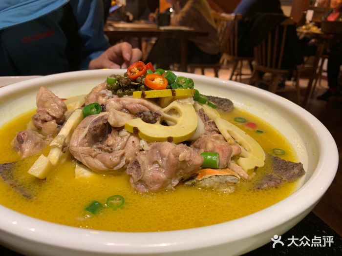 酸木瓜鸡煲蟹