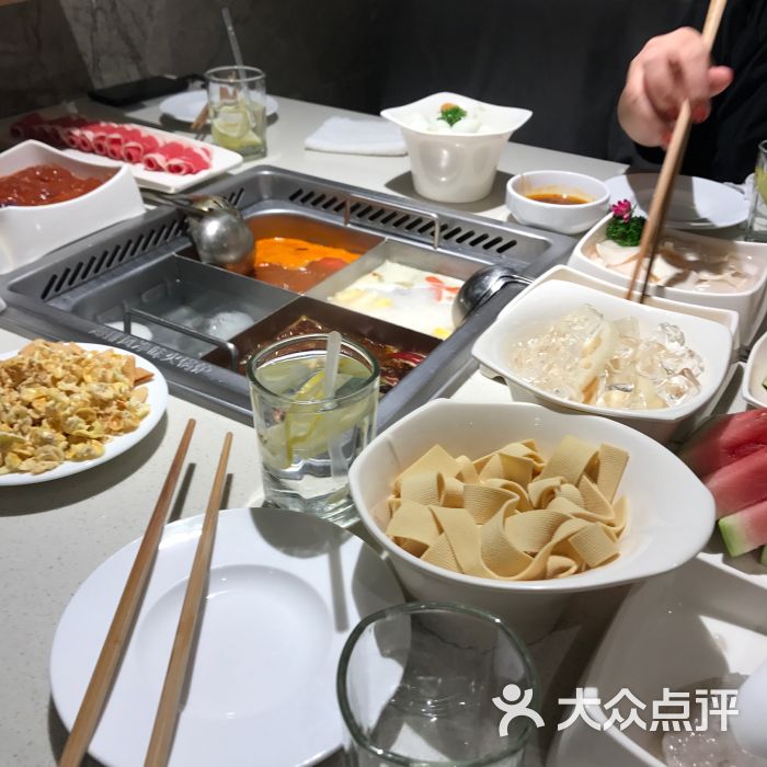 海底捞火锅(八佰伴店)图片 - 第2张