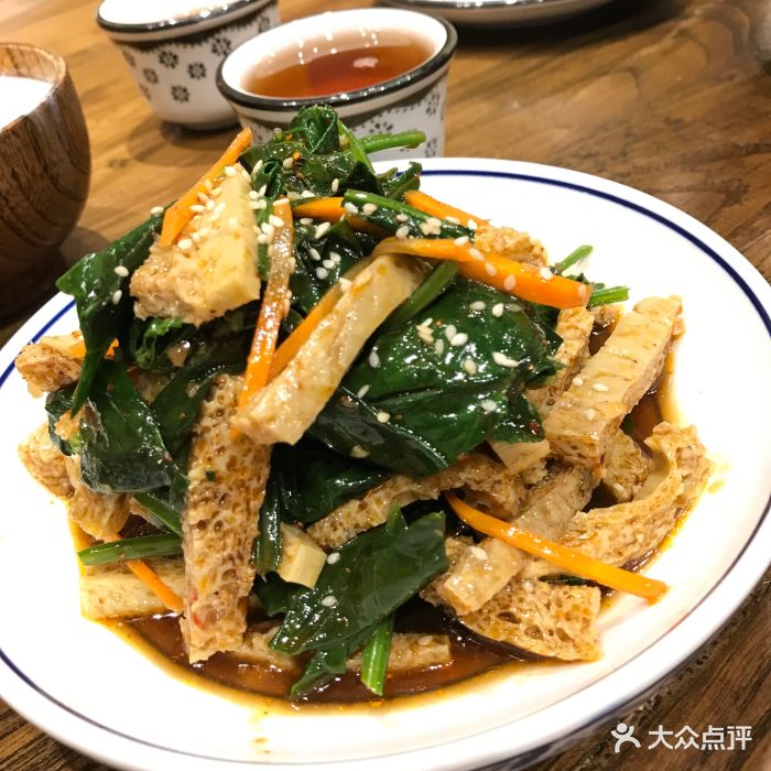 巴依老爷新疆美食(国贸店)菠菜面筋图片 第594张