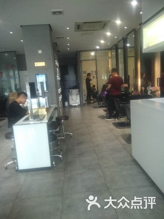 丽锦美容美发(当代商城店)图片 第58张