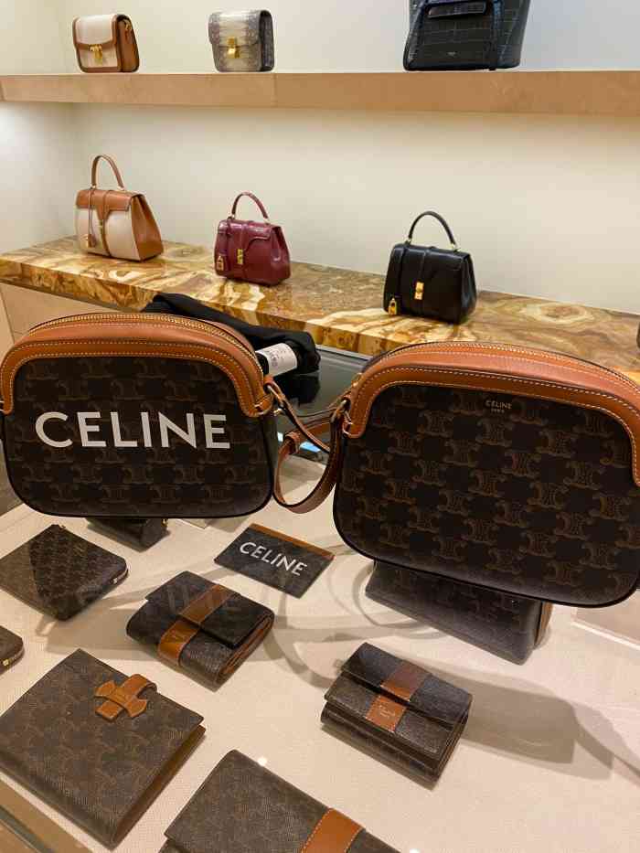 celine(万象城店)-"商品:包包 商品评价:包包样式还是