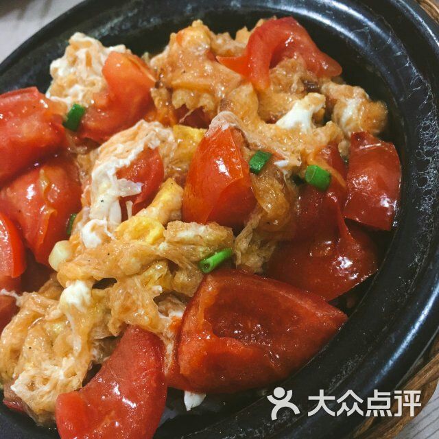 西红柿炒蛋煲仔饭