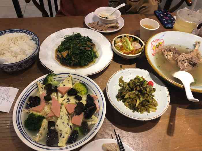 徽州食苑老鹅汤(木渎影视城店"很好.以后应该会再去的.