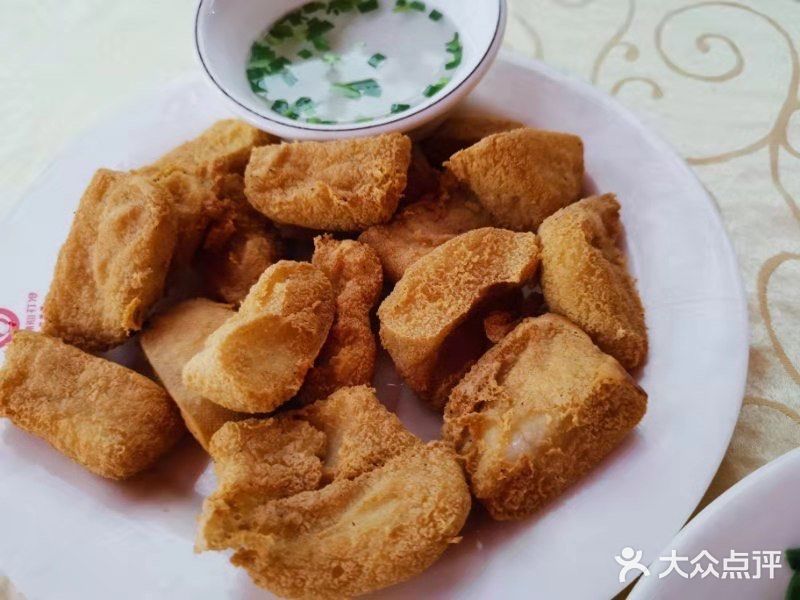 亚六潮汕美食普宁炸豆腐图片